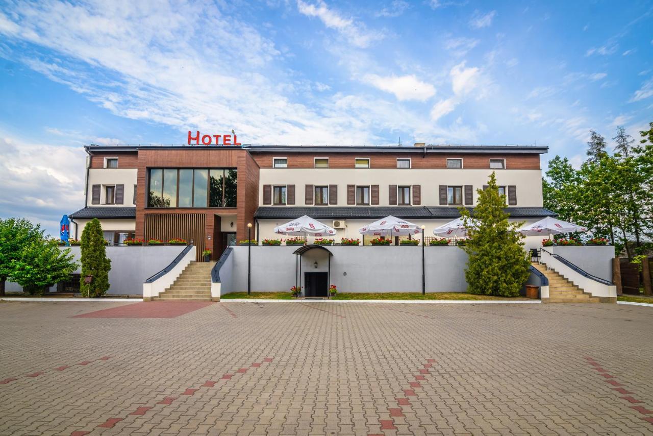 Slowianin Modliszewko Exteriör bild